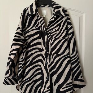 H&M Black and Cream Patterned Jacket